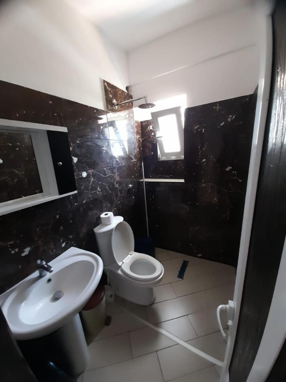 Rey Garden Villa Vlorë Zimmer foto